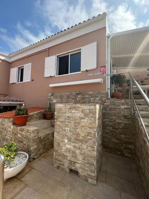 Rose's House *